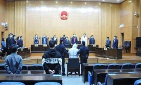 安徽女大学生遇害案凶手获死刑，炫耀他有女人缘，当庭自称美男子