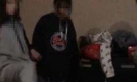 贵州镇宁女学生在宾馆内被多名女生殴打警方：打人者已经到案，正在调查中