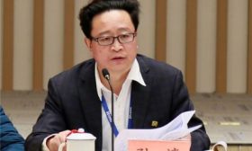 “读大学后才喝到第一口牛奶”的正厅，涉一罕见罪名