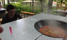 男孩高考前一天父亲去世：一家4口只剩自己 暑假每天打工14小时挣学费