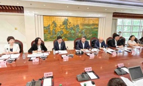 教育部：“取消教师寒暑假”的说法没有依据