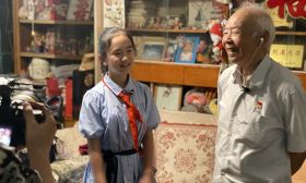 采访“小萝卜头”家属、京报馆，小记者来真的！