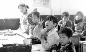 小学生掏鸟窝，发现神秘黑匣，匣内宝贝现代技术竟无法复制