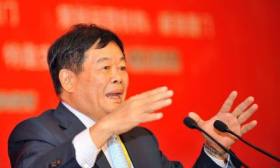 刚捐出100亿建个大学，又给河南捐了1个亿，却说自己不是中国首善