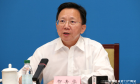 国家卫健委：把好“三道门”，防止疫情在学校、托幼机构蔓延扩散