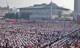 北京大学开学典礼今日举行，校长郝平以四个“读懂”寄语新生