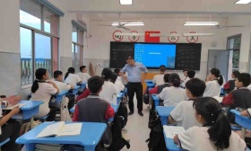 自考11个本科学历引热议 教师孙有军：这是一种检验学习的方式