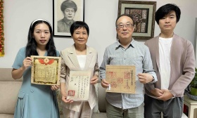 “我为烈士修遗物”，宁波一高校大学生为烈士家属留住红色记忆