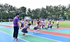 开发特色体育课、引入大数据监测，北京海淀区让学生“动起来”