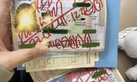 中国女生被洛杉矶海关监禁3天后遣返，护照被涂鸦