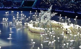 冬奥开幕式萌娃“放飞和平鸽”，向世界展示中国青少年的自信