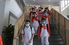 北京市中小学将实现“互联网+明厨亮灶”全覆盖