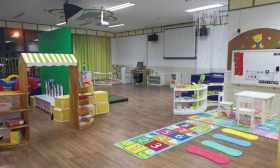 时评｜4岁自闭症儿童去哪上学？公共服务要跟上，家长也要走出误区