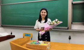90后思政教师杨哲：说年轻人的话，解年轻人的惑，指年轻人的路