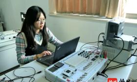 以图书馆为“家”，南信大学霸“胡五楼”成功保研东大