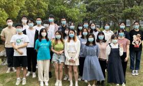 高校学霸班冲上热搜，4个宿舍全员“上岸”