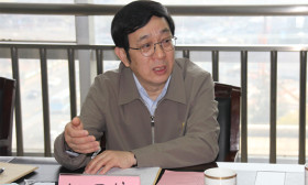 汪国培到省教育科学研究院专题调研指导党建工作