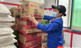 南航“摆渡人”每天转运超过30吨食材物资，把春天送上全校师生的餐桌