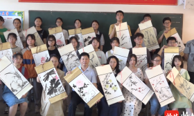 【视频】花样毕业季！沭阳高三学子创作60幅简画赠师友