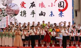 发布新书、为母校写诗……琅小娃特殊方式“致毕业”