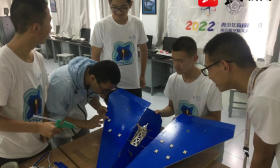 青少年科学营南航分营营员在线体验科创训练营