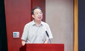 新一届江苏省高校思想政治理论课教学指导委员会成立大会暨工作会议召开