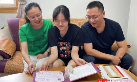 丹阳第一封清华大学录取通知书送给她！ “好习惯”和“自律”养成了这个“学霸”