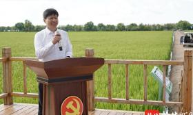一堂黑土地上的微党课：南农师生争做新时代“垦荒人”