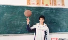 高考14次复读13年，34岁“高考钉子户”放弃读上海交大！