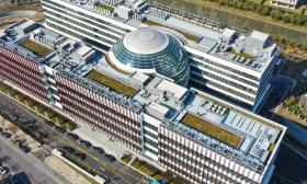 ​量子材料长出来了！这个工作日，跟她在李政道研究所上班