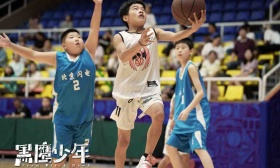 俞敏洪出品首部励志电影《黑鹰少年》，展现凉山少年篮球梦