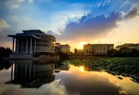 【党的二十大精神一起学】南京邮电大学党委理论 学习中心组专题学习党的二十大报告