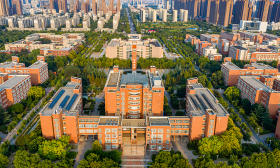 郑州大学新增三名学术副校长，均为相关领域知名学者