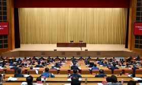 吴政隆在省委党校专题宣讲党的二十大精神时强调 深刻领悟“两个确立”的决定性意义 紧跟党的核心人民领袖开创更加美好未来