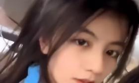 新疆一女高中生因高颜值走红，五官标致满脸清纯