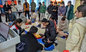 南航金城学院举办2023年首场应急救护培训