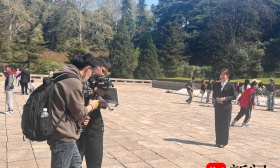 南京财经大学新闻学院师生开展英烈追忆寻访活动