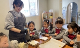 市级机关中心幼儿园：烘焙饼干乐趣多