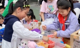 镇江实验学校：劳动大集市 让学生体验劳动的乐趣