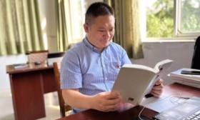 耕耘始终如一，理念坚定不移 百年老校镇江崇实女子中学争创特色省四星级高中