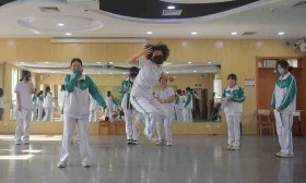 大学生担纲中小学“课后330”老师，首都师大助力“双减”落地