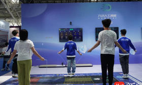 AI体测、智慧运动场、能躺睡的课桌椅……带你教体装备产业博览会上看新鲜