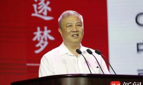 C919国产大飞机商业首飞，总师吴光辉与乘客一起“圆梦”：“未来要让更多人坐上国产大飞机”