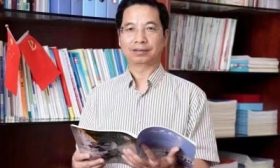 高考生们，加油！这支“后援团”不一般~