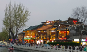 大学生“特种兵式旅游”：一天打卡8个景点，4个人只花8百多
