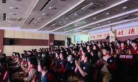 让劳动成为“致青春”最美打开方式！这场劳模工匠进校园活动“声”入人心