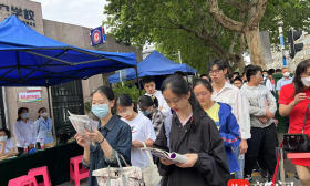 直击高考｜城管爱心护考，还设立“心理健康服务点”