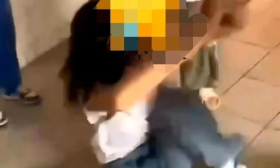 网传广东一女生被打下跪，广宁教育局：属实