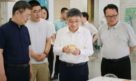江涌调研南京艺术学院