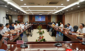 江苏省教育厅党组学习贯彻习近平总书记给南京审计大学审计专业硕士国际班留学生的重要回信精神
